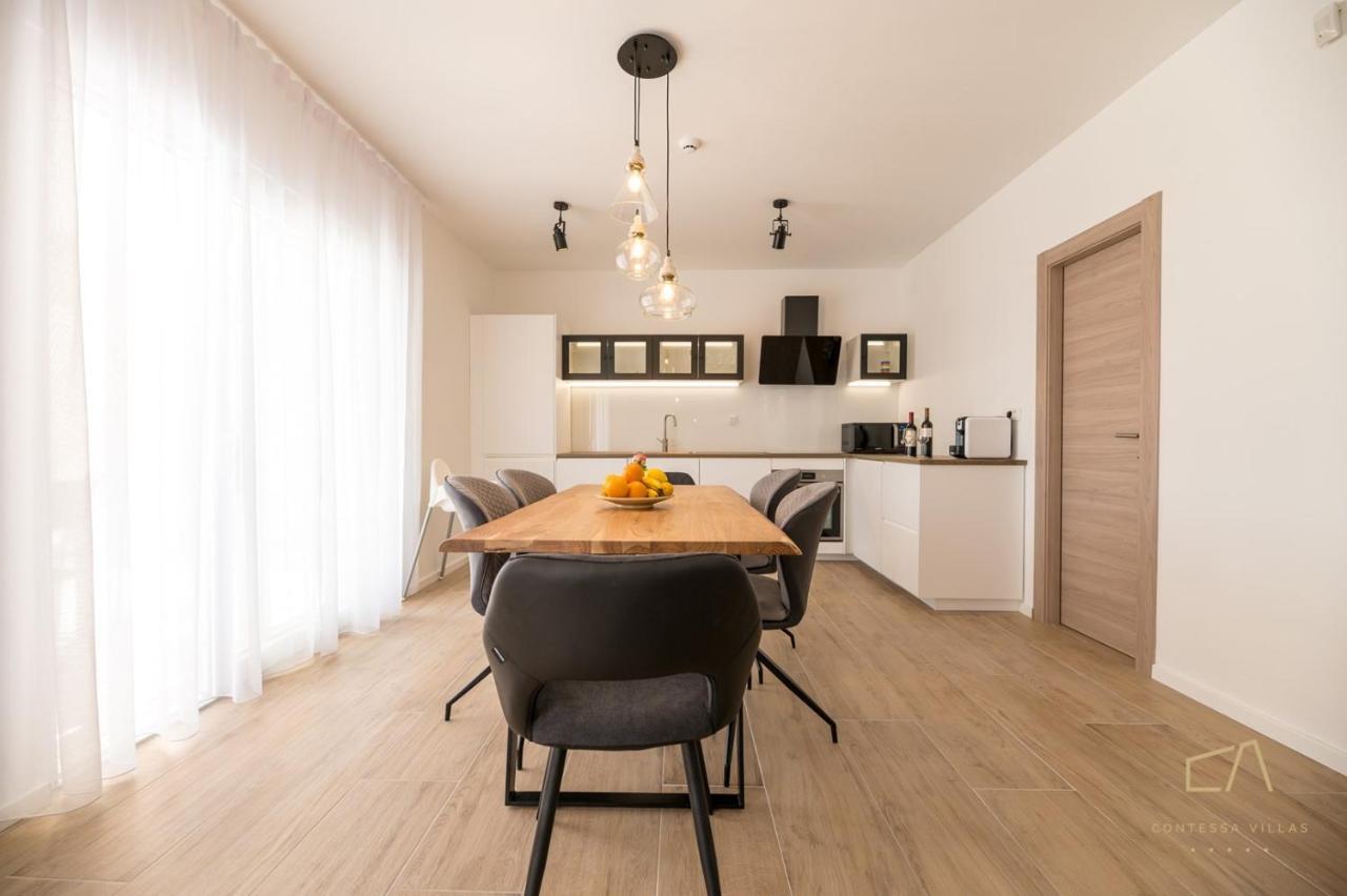 Luxury Apartments Loma Sveti Vid-Miholjice Esterno foto